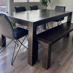 Living Spaces Dining Table Set
