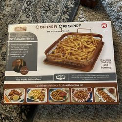 New In Box Copper Crisper Set