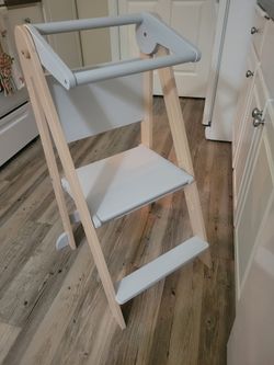 Baby Toddler Stepstool Tower