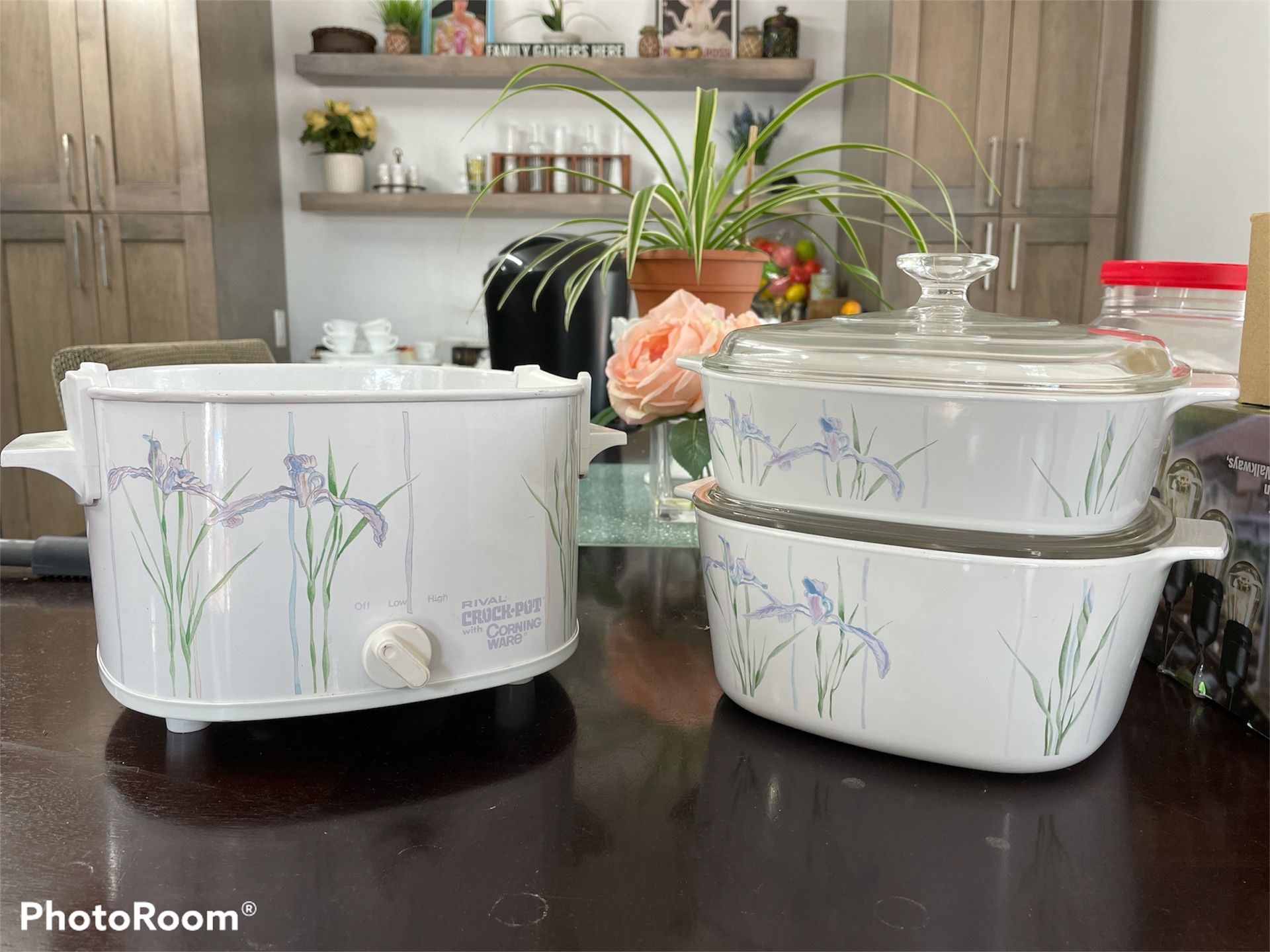 Corningware Shadow Iris Set