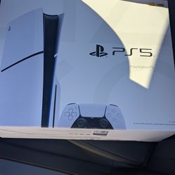 PS5 Slim Disc Model 1TB
