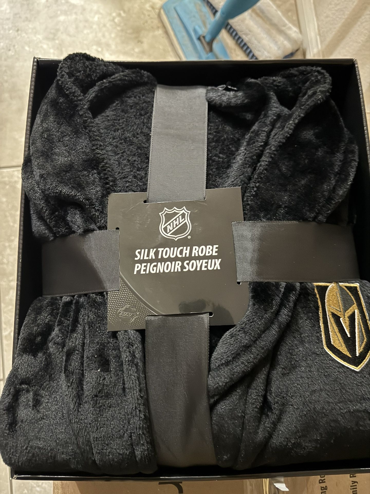 LV Golden Knight’s Robe