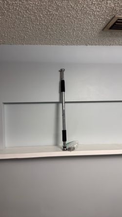 Pull up bar for door frame