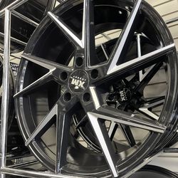 20" Silver Machined Directional Luxury Wheels - 5x120. 5x4.75