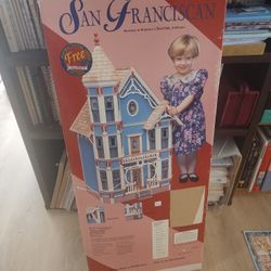 Vintage Doll house 