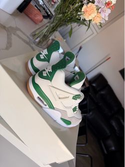 Pine Green Air Jordan 4s