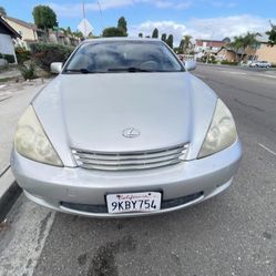 2004 Lexus ES 330