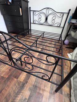 Queen Size Bed Fram