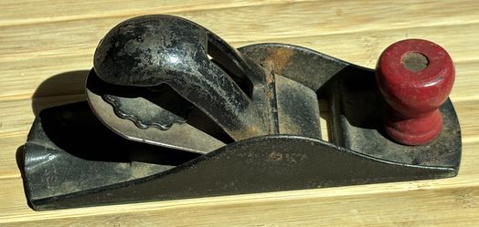 Vintage Woodworking Hand Plane Block Plane Metal Body Red Knob Tool 