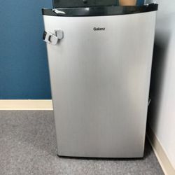 Mini Refrigerator 