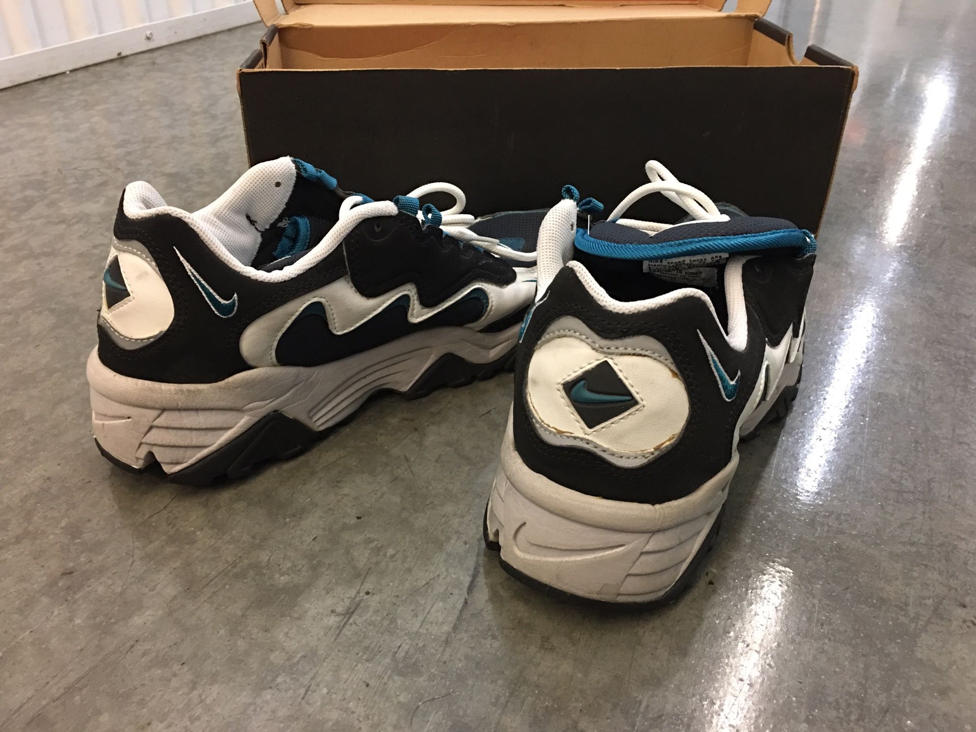 Vintage 1996 Nike Air Terra Outback Shoes w/ box for Sale in Santa ...