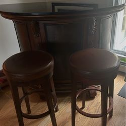 Indoor bar and stools