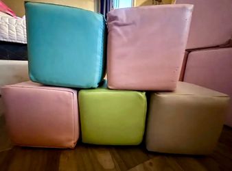 Small foam blocks