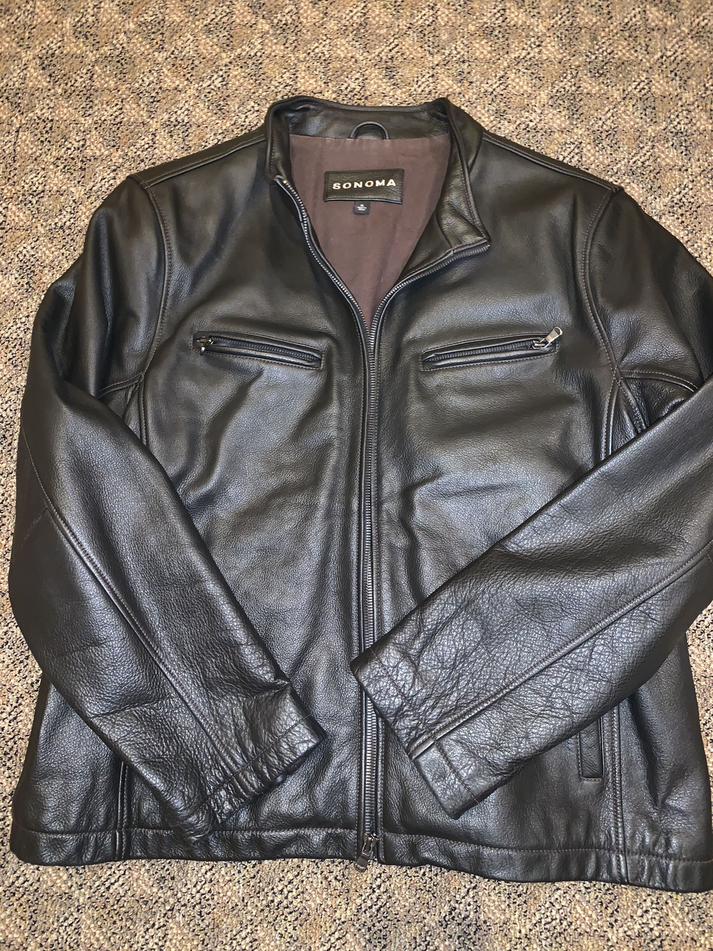 Sonoma Leather jacket for Sale in Park Ridge, IL - OfferUp