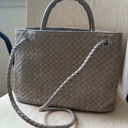 Quince Italian leather Handwoven Satchel In Taupe