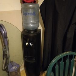 Water Cooler With Core Jug
