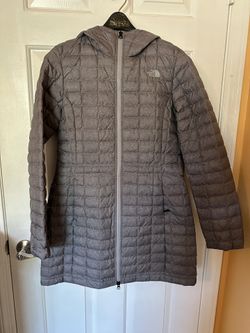 Gray North Face Mid Thigh Light Weight Jacket W/hodie