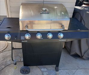 Charbroil propane grill