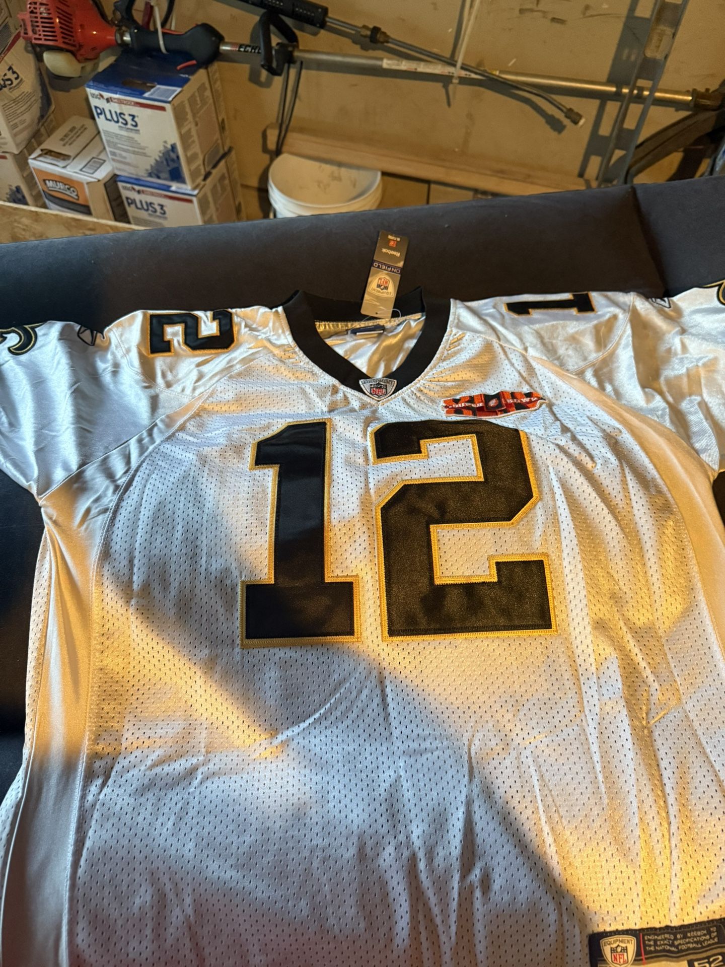 NFL. Saints Retro. Jersey. Size. 52.