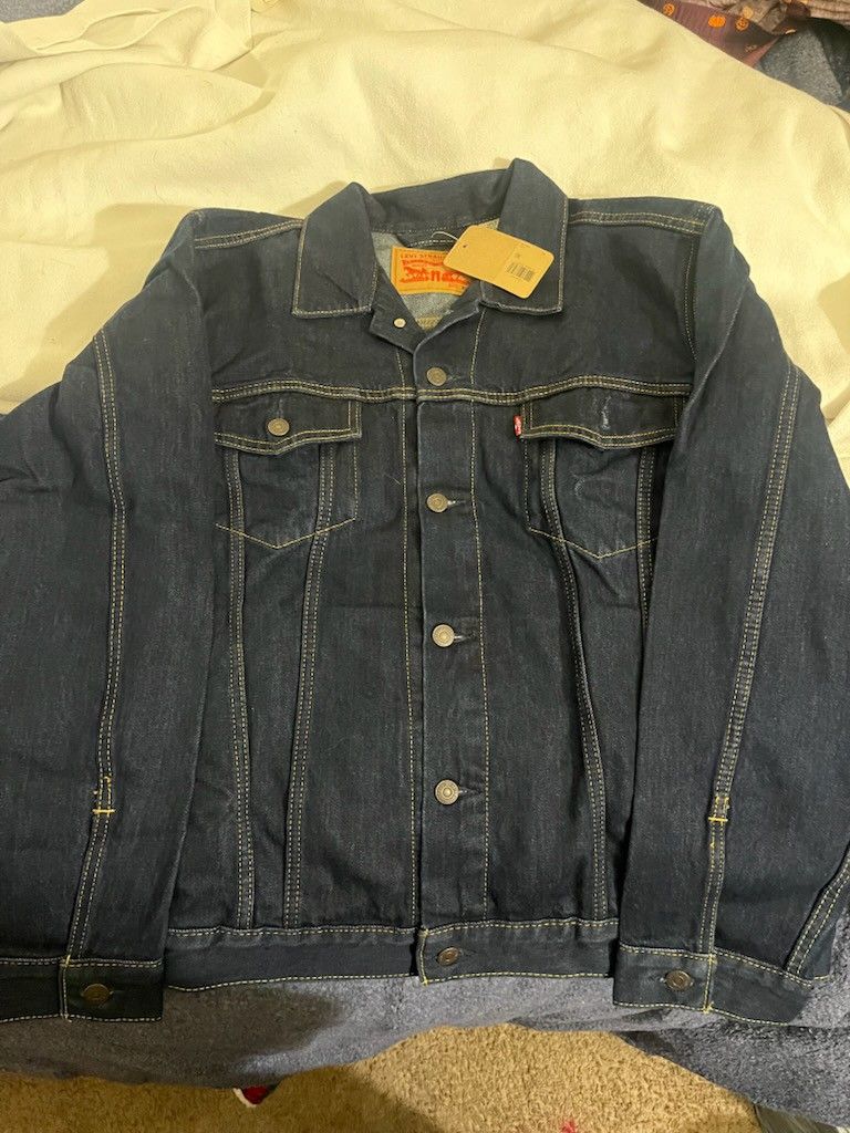 Indigo Denim Jacket Levi's XL Tags Still On It. Obo