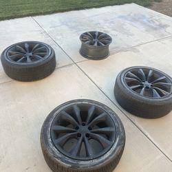 Chrysler 20’ Wheels
