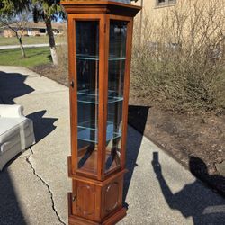 Curio Cabinet Lighted 
