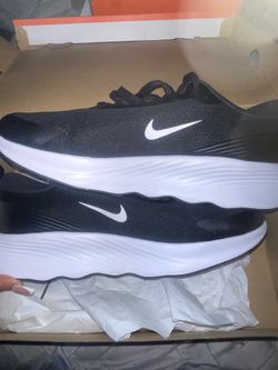 Men’s Nike running shoes