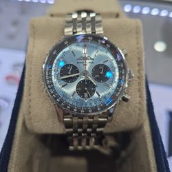 Breitling Navitimer