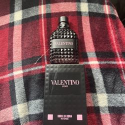 Valentino Born in Roma Cologne