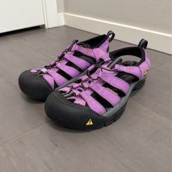 Keen Women Whisper Sandal (Size: 9)