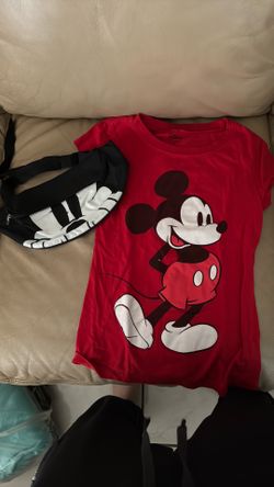 Disney shirt size small in women/fannypack