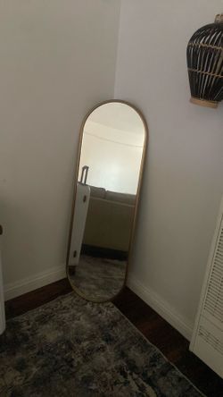 Round edged mirror