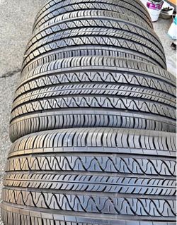 255/45/19 Continental Tires con 80% de vids lsd 4