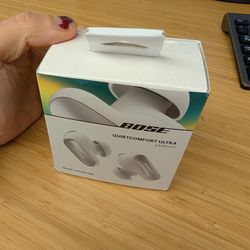 Bose QuietComfort Earbuds (Gen 1) for Sale – $180