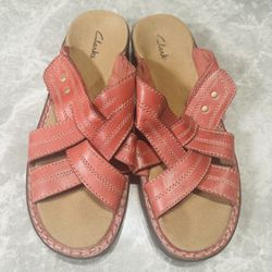 Clarks Grapefruit Pink Leather Upper Slip-On Woven Sandals Women’s Size 8M