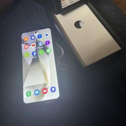 64GB S 24 Here in Salinas , Fully Unlocked Brand New