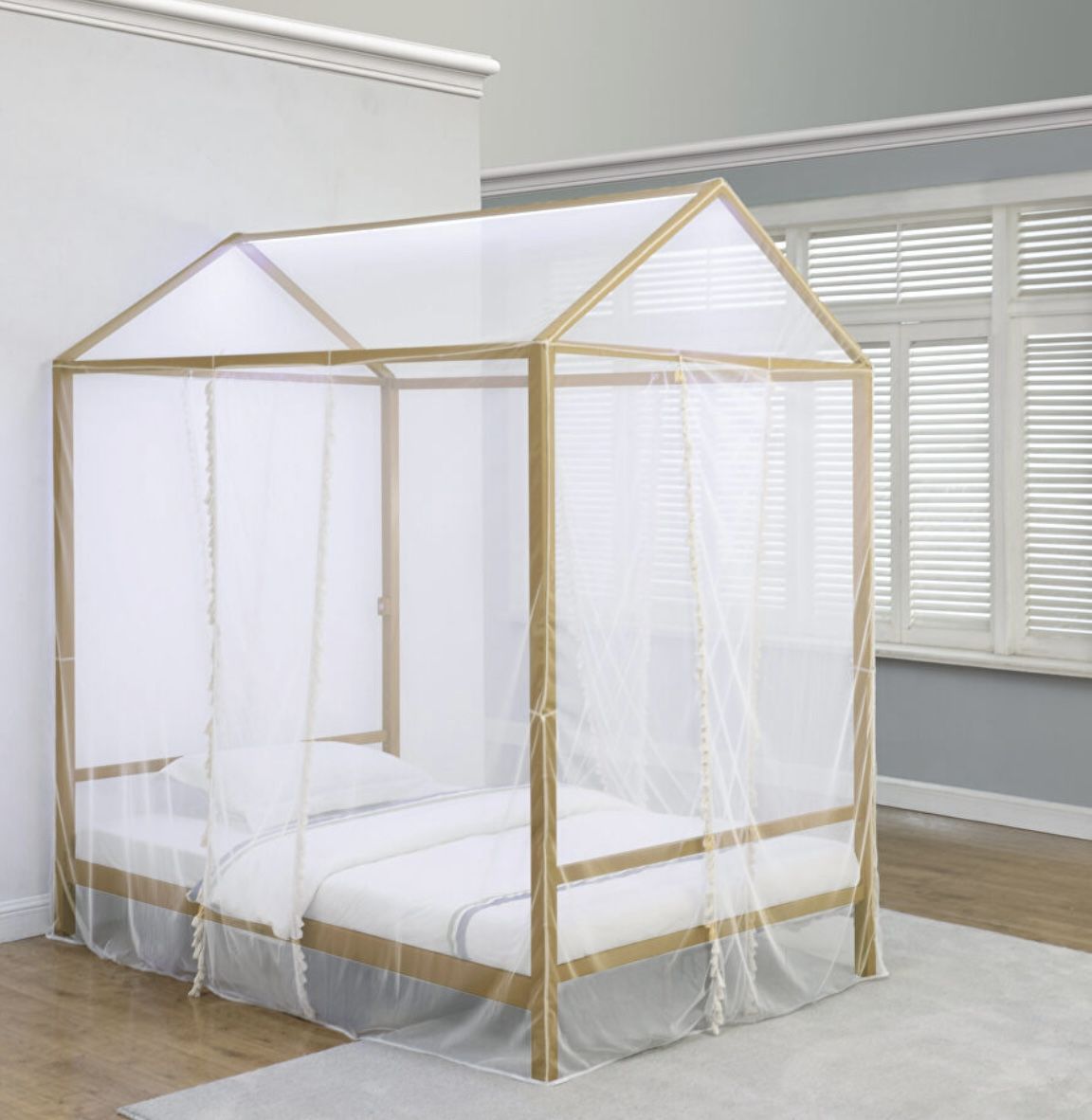 BED FRAME FULL SIZE With LED lighting / Canopy Bed Full LED/ Cama Matrimonial Como Nueva