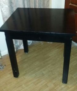 Black square wooden table