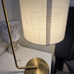 Lamp With Charging Port 
