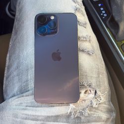 iPhone 14 Pro Max 