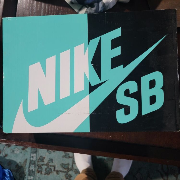 Nike SB Green Lobster SZ 11M. OG BOX all Original Accesories