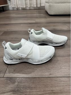 100$ Women’s TIEM white marble cycling shoes with SPD cleats