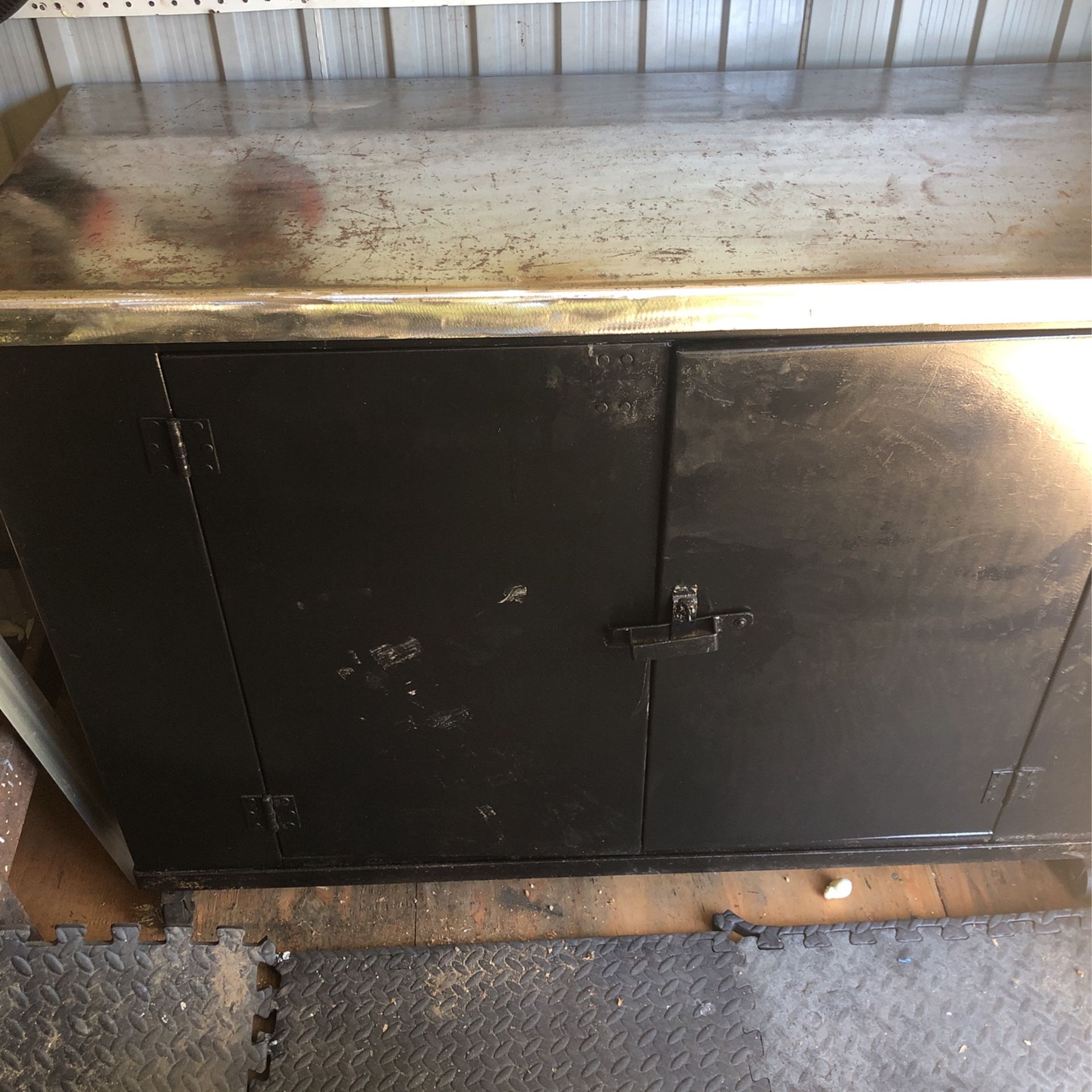 Heavy Duty Metal Cabinet 