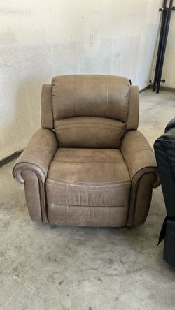 Recliner chair