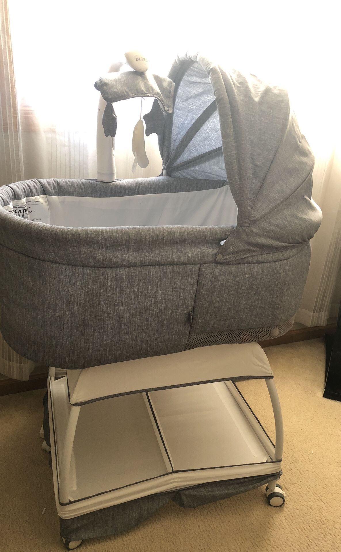 Bliss sweetli outlet deluxe bassinet