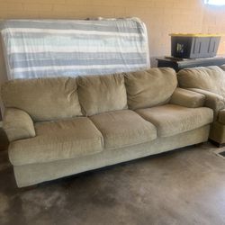 Couch/Love seat