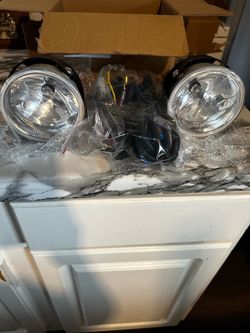 New fog light 2008-2011 Ford Ranger, 2007- 2014 Ford Expedition Year 2007 • [Application) This fog