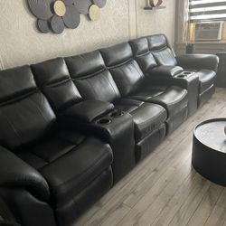 Black Leather Couch  With 2 Power Recliners And UB Plug For Charging Phone 
