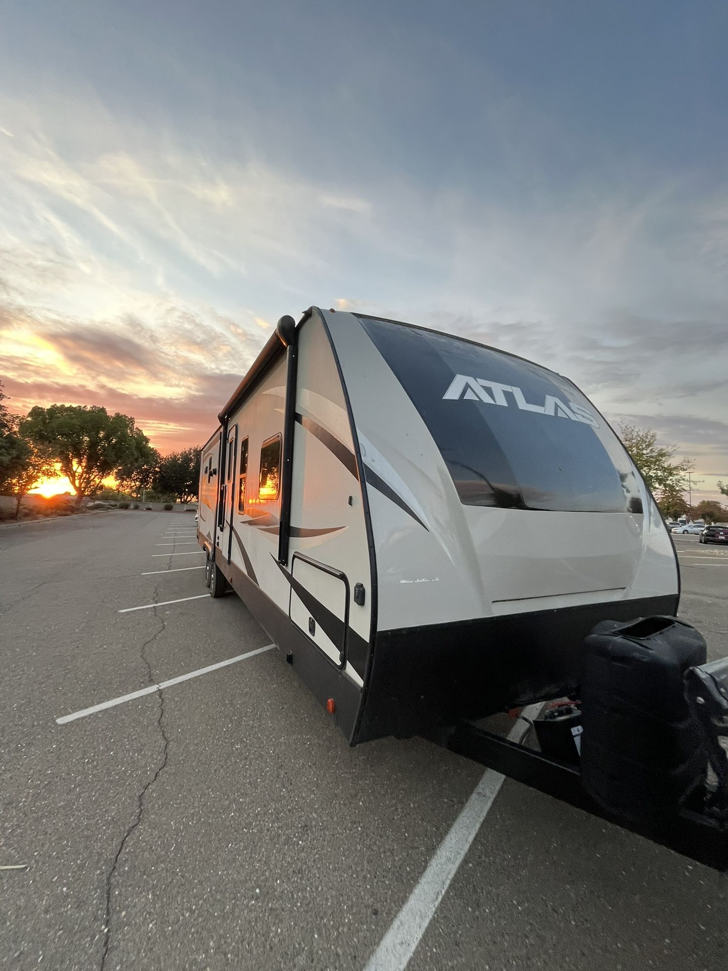 2019 Dutchmen Atlas 3132ML