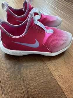 Nike little girls shoes